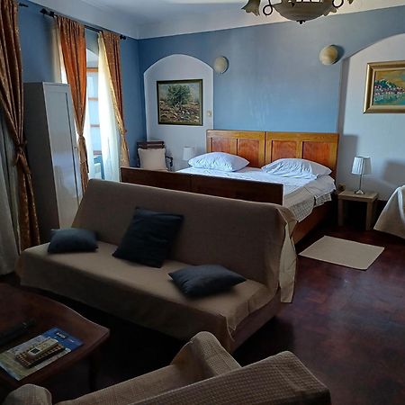 שיבניק Apartments Sekoko מראה חיצוני תמונה