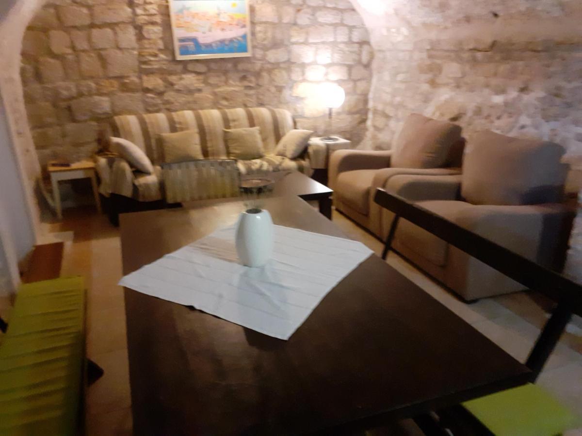 שיבניק Apartments Sekoko מראה חיצוני תמונה